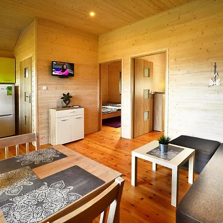 Holiday home With Air Conditioning, Pool, Jaros Awiec