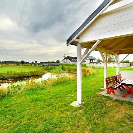 Holiday home With Air Conditioning, Pool, Jaros Awiec Jaroslawiec