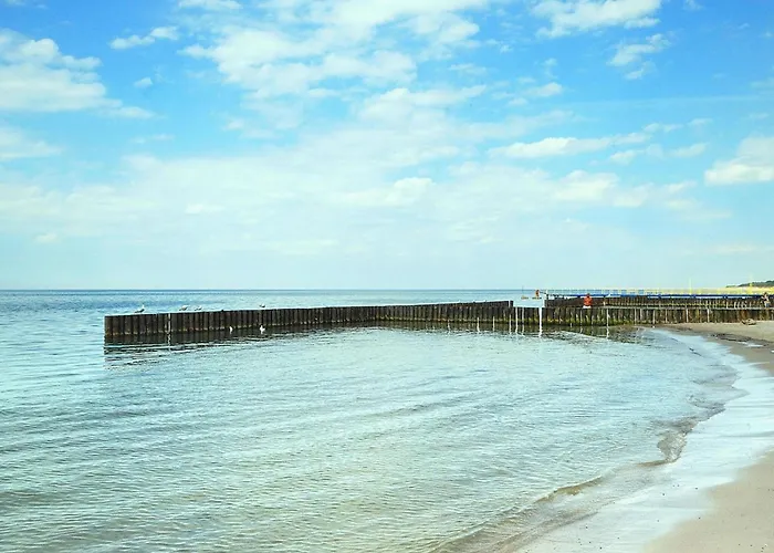 Ferienhaus In Jaros Awiec Near The Sea