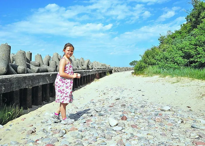 Ferienhaus In Jaros Awiec Near The Sea